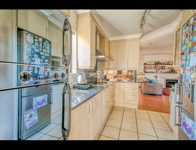 4 BEDROOM CLUSTER RENTED IN DOUGLASDALE